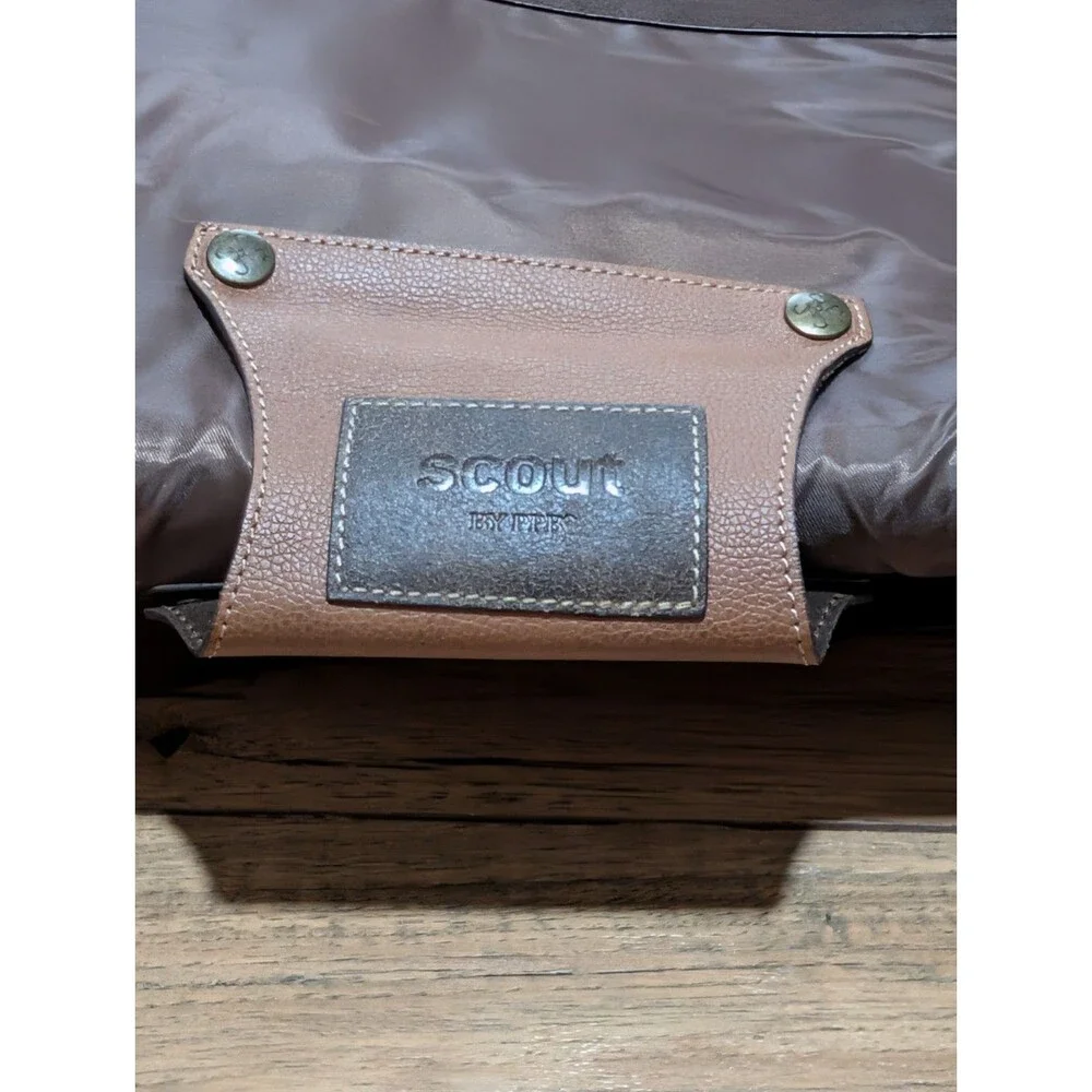 Scout by Petunia Pickle Bottom Leather Diaper Bag / Messenger Bag